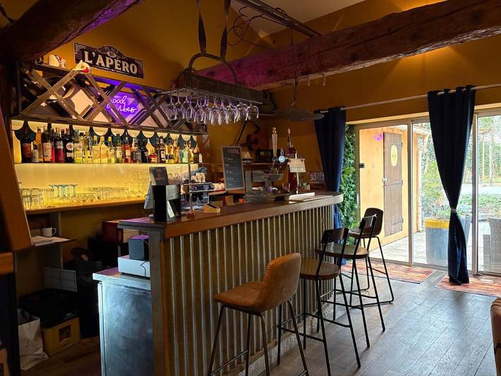 Gîte pour 2 personnes, avec vue et jardin ainsi que piscine et terrasse, animaux acceptés à Fabrezan - 3