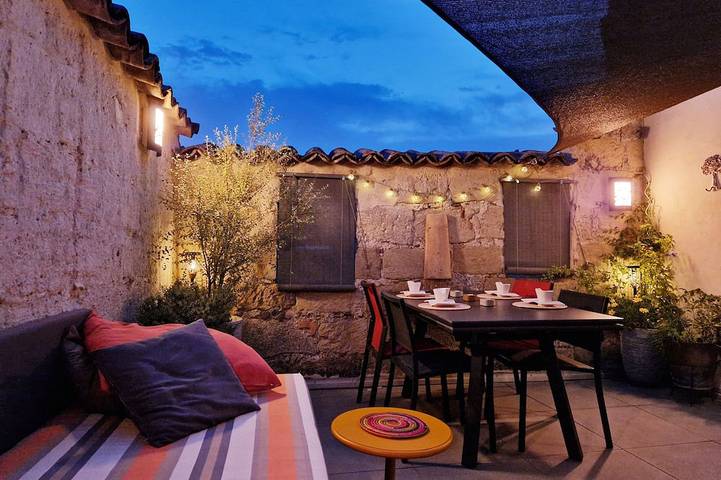 Ferienhaus für 4 Personen, mit Terrasse und Whirlpool - 1