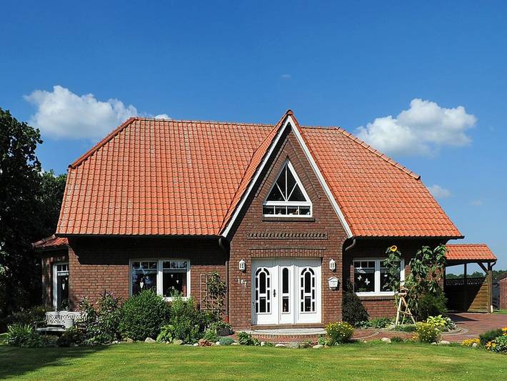 Ferienhaus für 6 Personen, mit Terrasse und Garten in Dunum