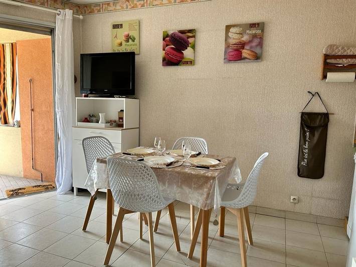 Gîte pour 3 personnes, avec piscine à Mandelieu-la-Napoule - 2