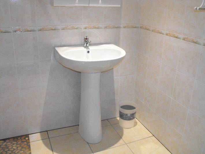 Gîte pour 3 personnes, avec vue ainsi que terrasse et jardin dans Boulazac Isle Manoire - 2