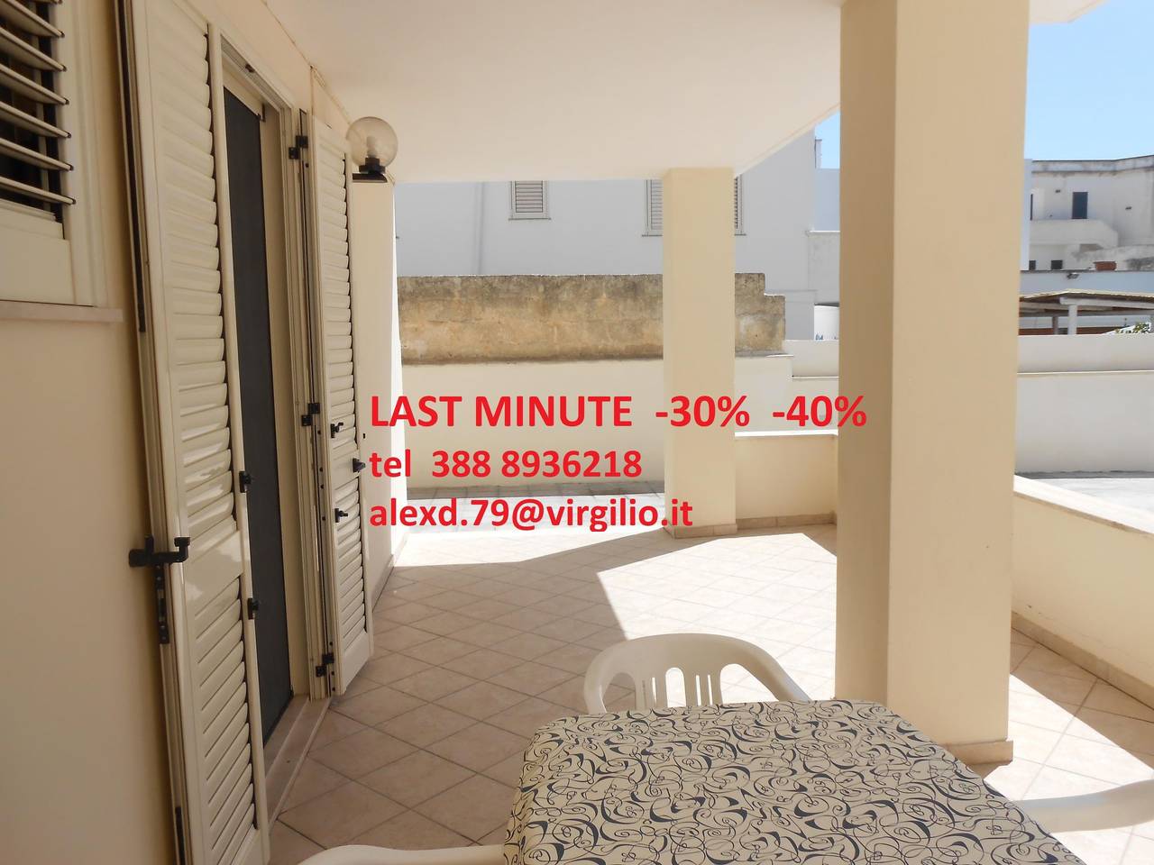 Apartamento entero, Helles, einladendes Appartement mit überdachter Veranda in Strandnähe in Spiaggia libera Santa María di Leuca, Castrignano del Capo
