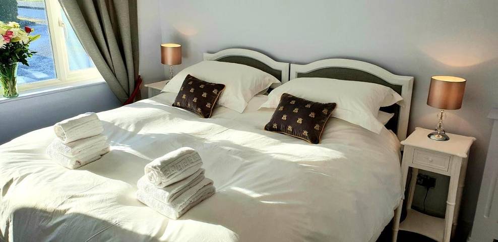 B&b for 2 people, with Terrace and Garden as well as View in The Cotswolds