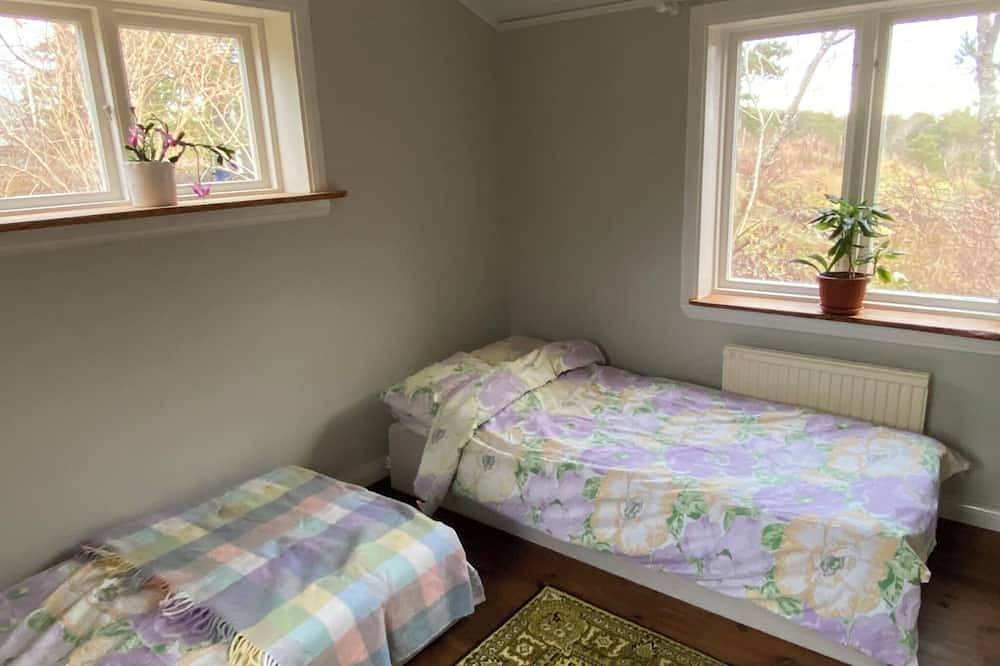 Family & Pet Friendly Archipelago House with Sea View close to Swimming and Hiking in Tyresö, Schwedische Ostsee