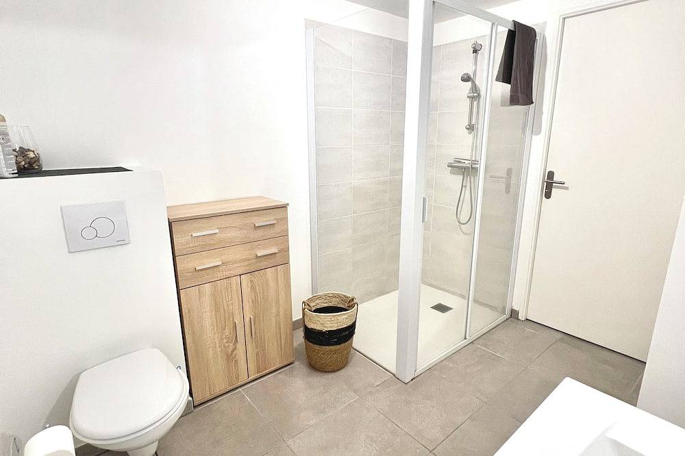 Apartamento entero, Cosy one-bedroom - ideal for curists and wellness getaways in Châtelguyon, Parque Natural Regional Volcans d'Auvergne