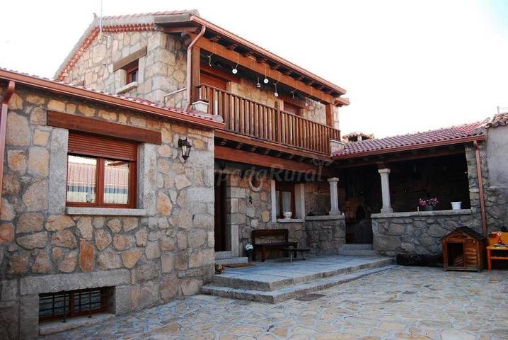 Casa de vacaciones para 6 personas, con jardín y terraza en Comarca de Ávila