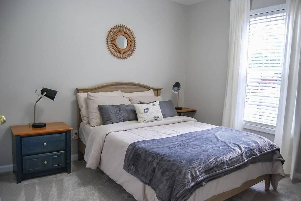 Location, Location! Minutes away from Mall of Ga! in Gwinnett County