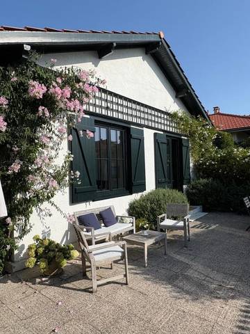 Gîte pour 4 personnes, avec jardin et terrasse dans Plage de Bélisaire