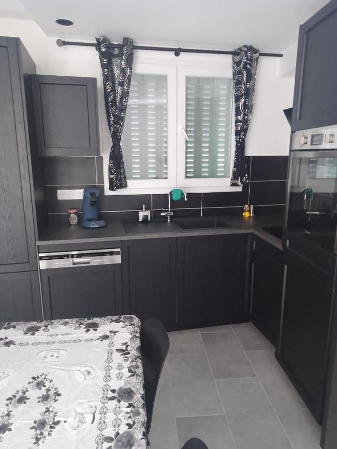 Appartement entier, Appartement T2 neuf et design in Pérignat-lès-Sarliève, Parc naturel régional des Volcans d'Auvergne