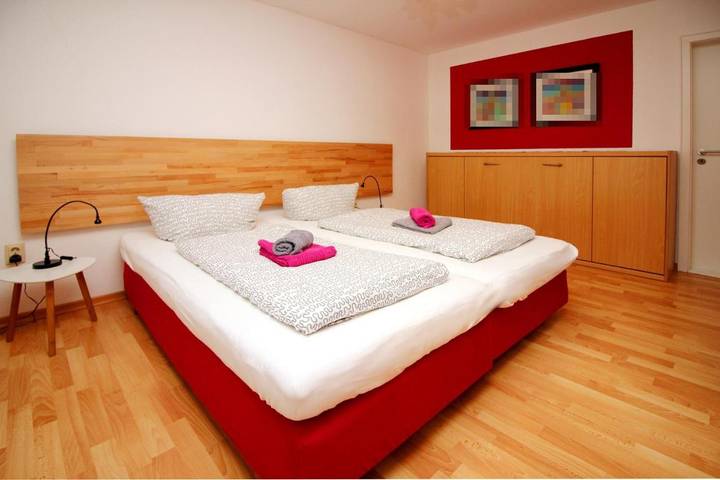 Ferienwohnung für 4 Personen, mit Terrasse und Garten sowie Ausblick in Lüneburg - 3