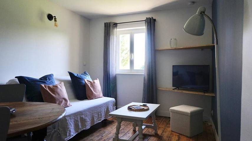 Gîte pour 2 personnes, avec terrasse à Saint-Pantaléon-de-Larche