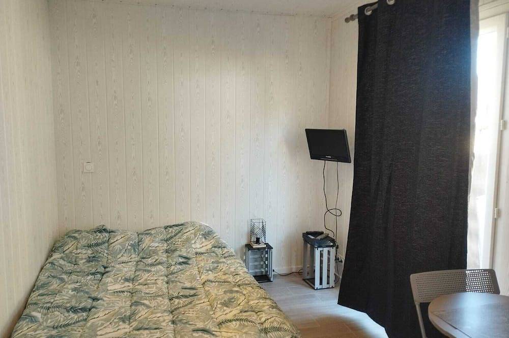 Appartement entier, Studio neuf tout confort à 1 minute du lac d'Annecy in Doussard, Parc naturel régional du Massif des Bauges