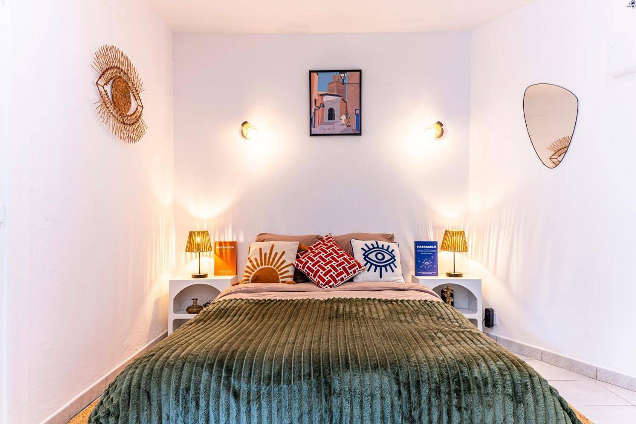 Appartement entier, One-Bedroom Apartment in Mons-en-Barœul, Région de Lille