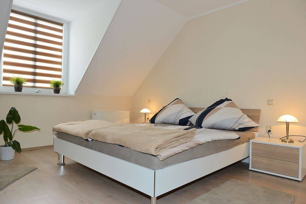 Ganze Wohnung, Ferienwohnung historischer Soutyhof 15****  ankommen und wohlfühlen in Saarlouis, Mosel-Saar