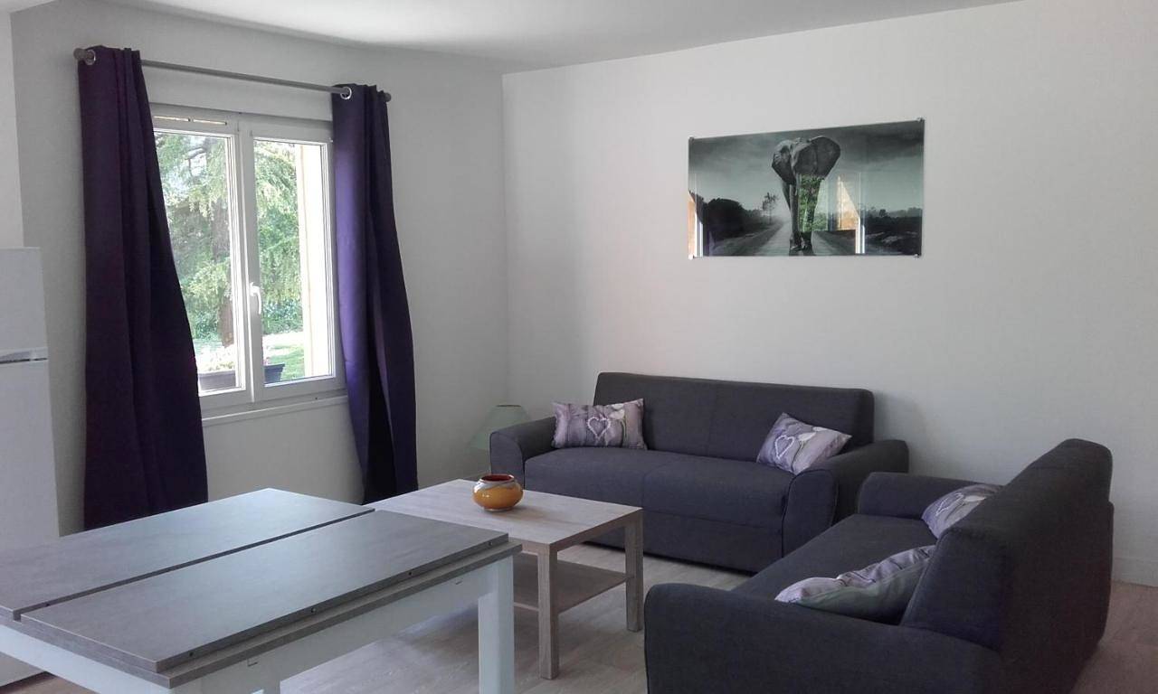 Three-Bedroom House in Port-en-Bessin-Huppain, Région de Bayeux