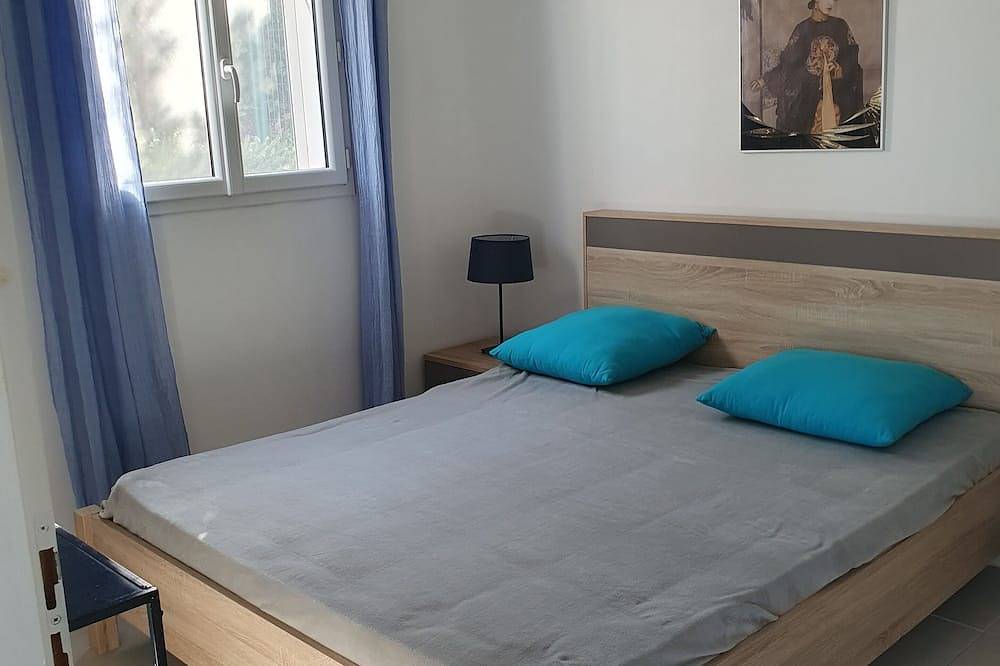 Zwischen Cannes und St. Tropez, kleine klimatisierte Villa mit 2 Schlafzimmern in Saint-Aygulf, Frejus