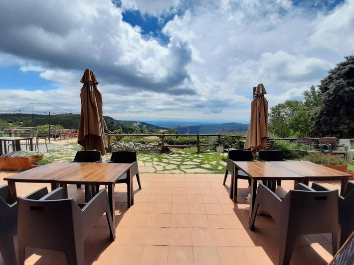 Apartment in A Hotel 'Hotel Rural Cor De Prades' with Sea View, Balcony and Wi-Fi in Mont-ral, Alt Camp