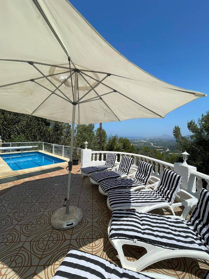 Casa rural para 6 personas, con Balcón y Terraza además de Jardín y Piscina en Potríes - 2