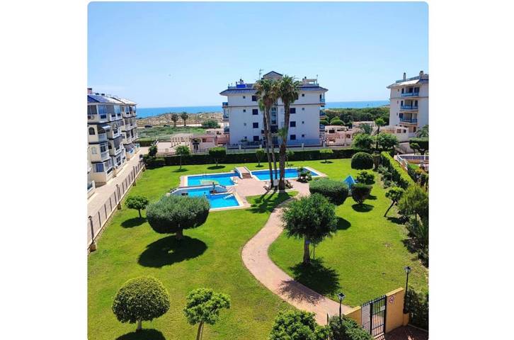 Ferienwohnung für 4 Personen, mit Balkon und Garten in Torrevieja - 3