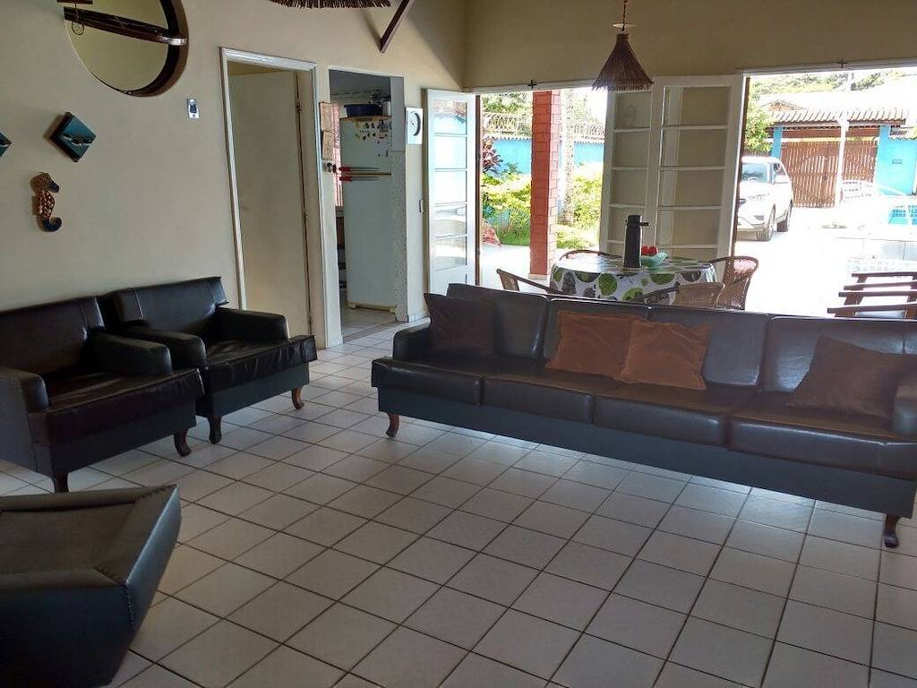 Haus in Boracéia Ii mit Pool 3 Schlafzimmer mit 2 Suiten, Billardtisch, 4 Badezimmer in São Sebastião, Região Metropolitana do Vale do Paraíba e Litoral Norte