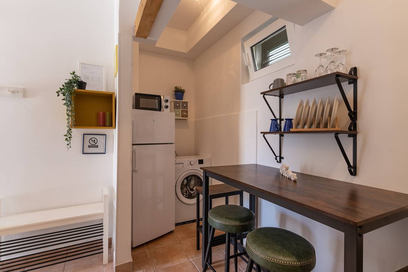 Ganze Wohnung, 2-Zimmer-Ferienwohnung mit Terrasse Novalja, Pag A-11512-b in Novalja, Pag