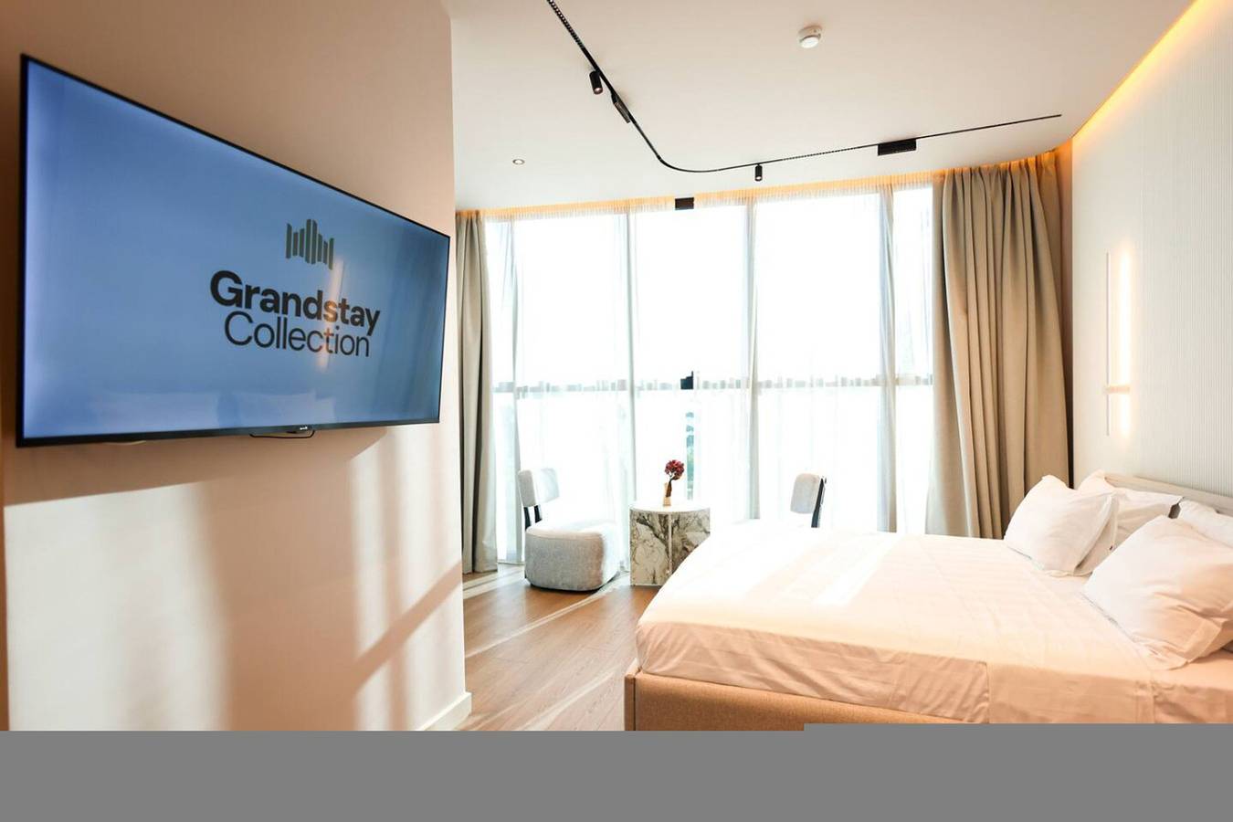Geheel appartement, Zins Luxury Apartment 07 in Durrës (stad), Albanië