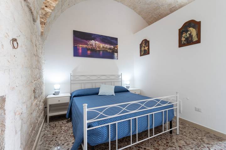 Appartamento per 2 persone, con idromassaggio e giardino a Polignano a Mare