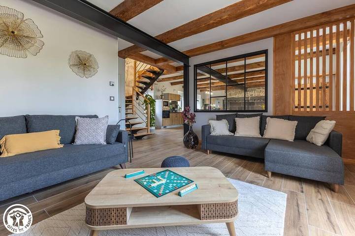 Maison de campagne pour 10 personnes, avec jardin à Avèze