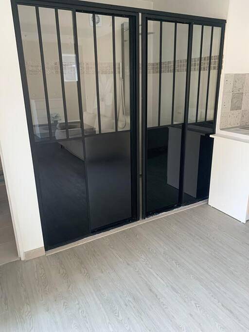 Gîte pour 3 personnes, avec terrasse à Rognac - 2