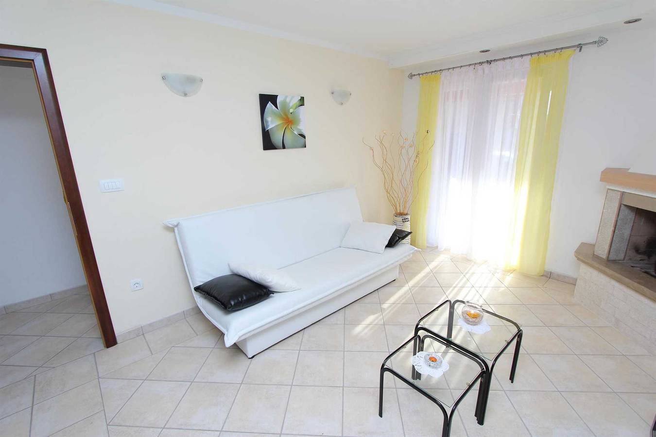 Ganze Wohnung, Dujmovic Ferienwohnung mit 2 Schlafzimmern mit Terrasse (Bungalow Biba) in Rovinj, Rovinj und Umgebung