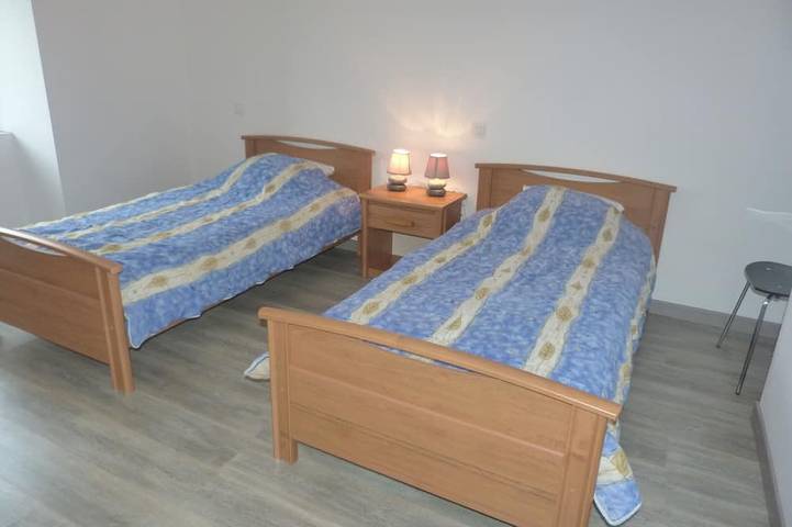 Gîte pour 4 personnes, avec jardin et balcon, animaux acceptés à Belcastel - 2