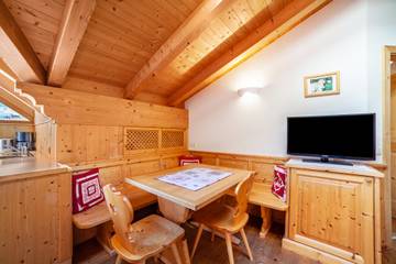Agriturismo per 5 Persone in Montechiaro, Prato allo Stelvio, Foto 4