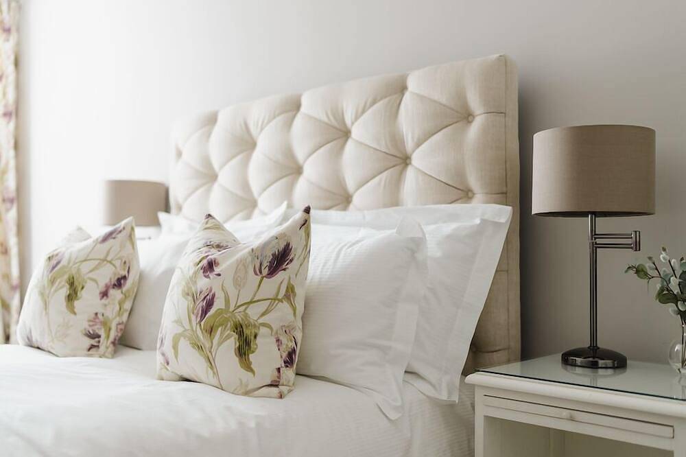 Ganze Wohnung, Apartment-Luxus-Ensuite mit Dusche-Terrasse in Durham, County Durham