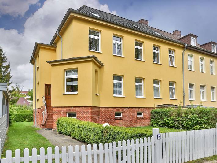 Ferienwohnung für 10 Personen, mit Terrasse und Garten, kinderfreundlich in Stralsund
