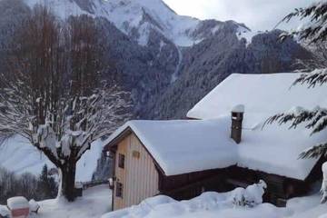 Gîte pour 24 personnes, avec terrasse à Rossinière