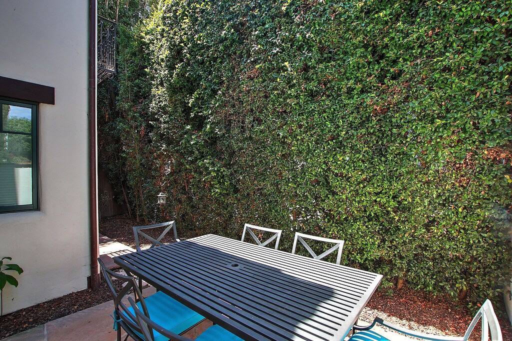 \"Casa Playa\" in the heart of West Beach - impeccably remodeled, with A/C and 2 car garage! in Santa Barbara, Santa Barbara County