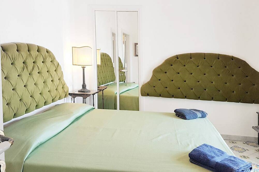 In Capri Villa Luminosa, nur einen Steinwurf vom Platz entfernt, mit Blick auf d in Capri, Neapel Provinz