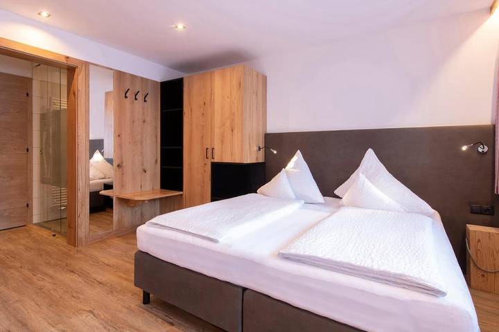 BnB für 2 Personen, mit Garten und Ausblick in Sankt Gallenkirch