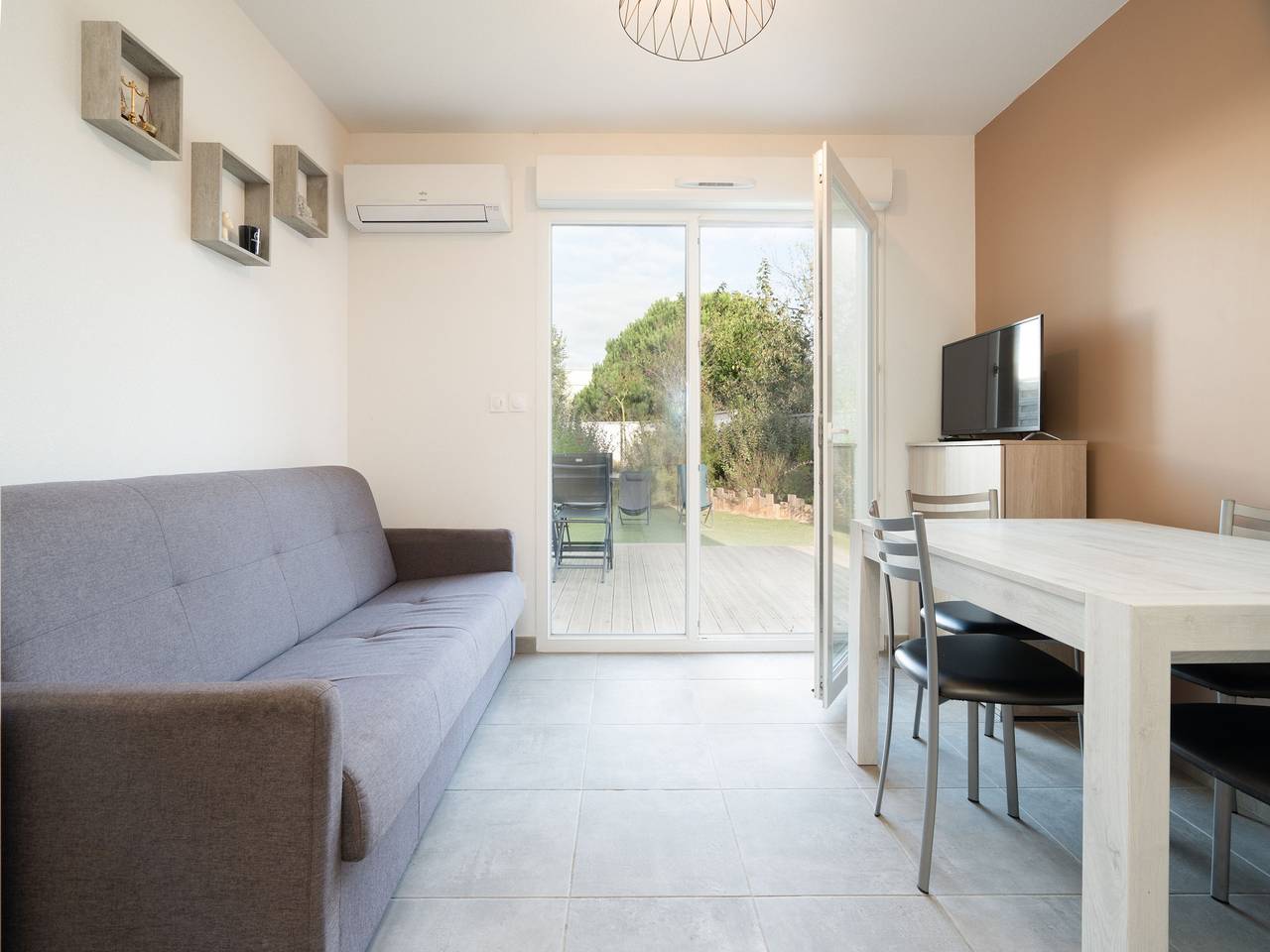 Chalet para 4 personas con terraza in Sérignan, Côte d'Améthyste