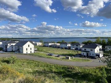 Ferienhaus für 8 Personen, mit Sauna und Garten sowie Balkon in Muldestausee