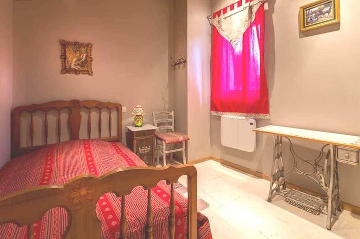 Location de vacances pour 3 personnes, avec balcon et jardin, animaux acceptés à Champeix - 3