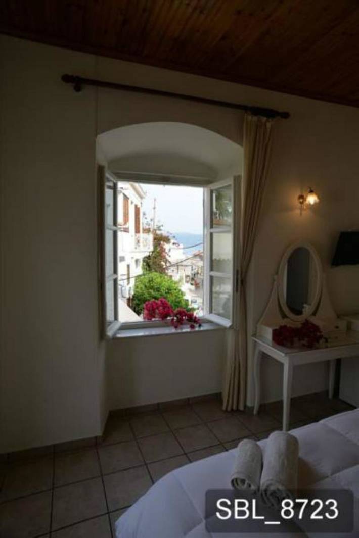 Maison d’hôte pour 2 personnes, avec terrasse à Hydra - 4