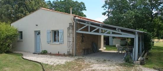 Gîte pour 2 personnes, avec jardin à Pons