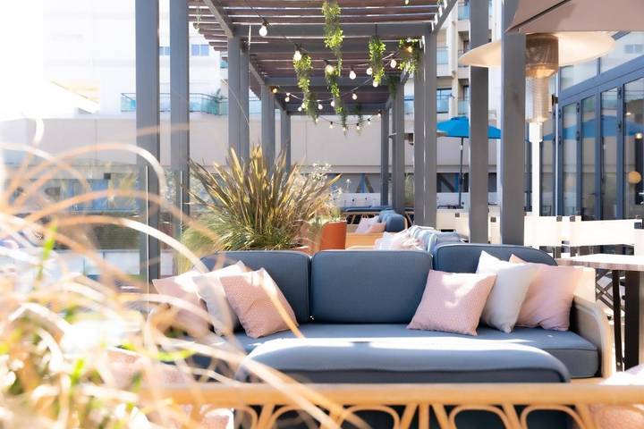 Hôtel pour 2 personnes, avec sauna et vue ainsi que piscine et terrasse, animaux acceptés dans Casino Du Canet En Rousillon - 4