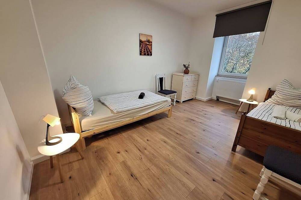 Entire apartment, Komplett neu Renovierte, Zentrale 2-zimmer-wohnung in Hagen in Hagen, Ruhr district