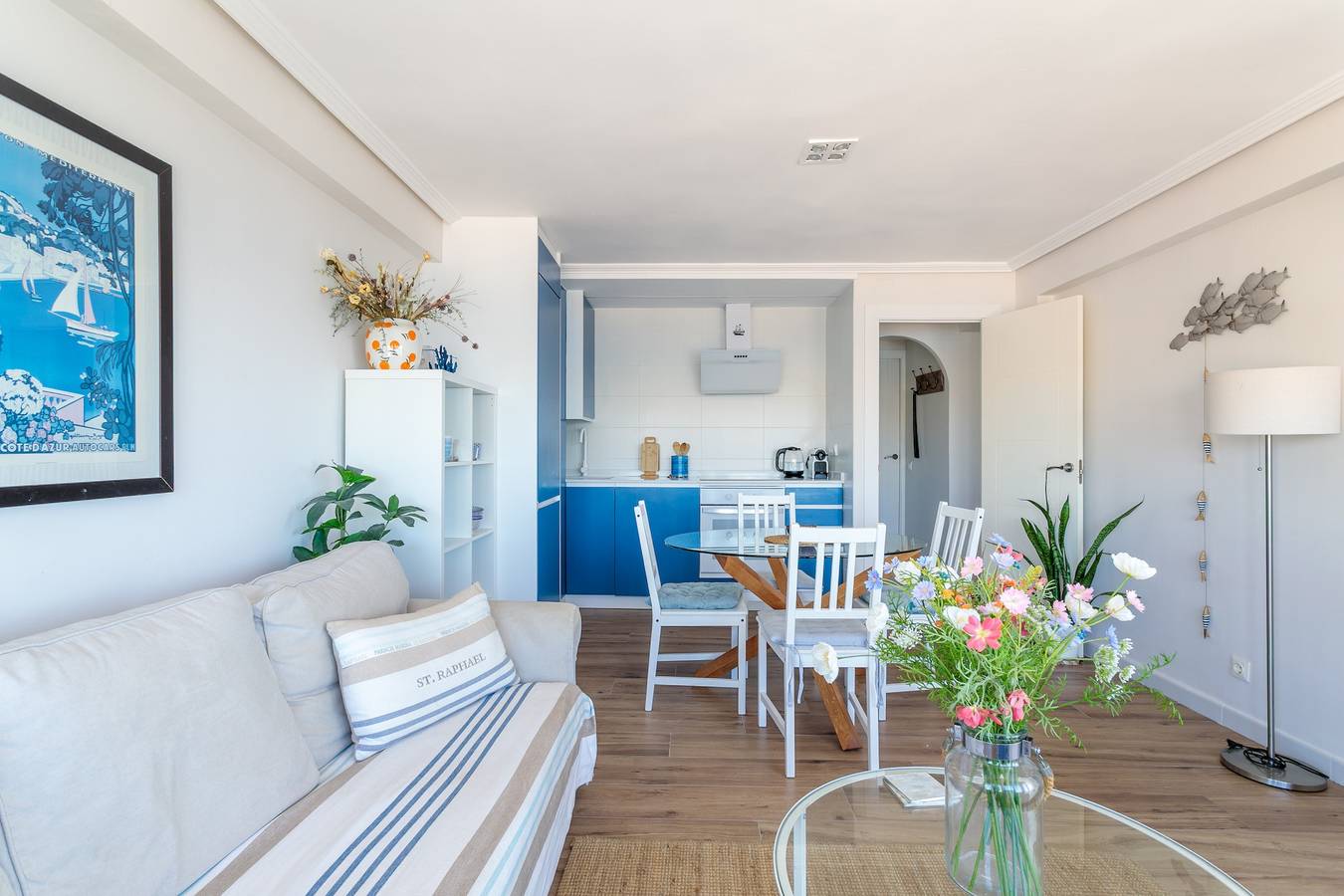 Hel lägenhet, Apartment 'Primera Linea De Playa' with Sea Views, Wi-Fi and Air Conditioning in El Campello, Costa Blanca