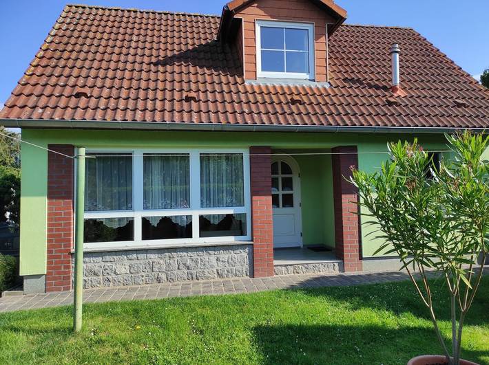 Ferienwohnung für 2 Personen, mit Terrasse und Garten sowie Ausblick in Barth