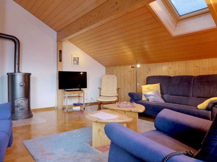 Ferienwohnung für 6 Personen, mit Balkon und Seeblick sowie Ausblick am Thunersee - 2