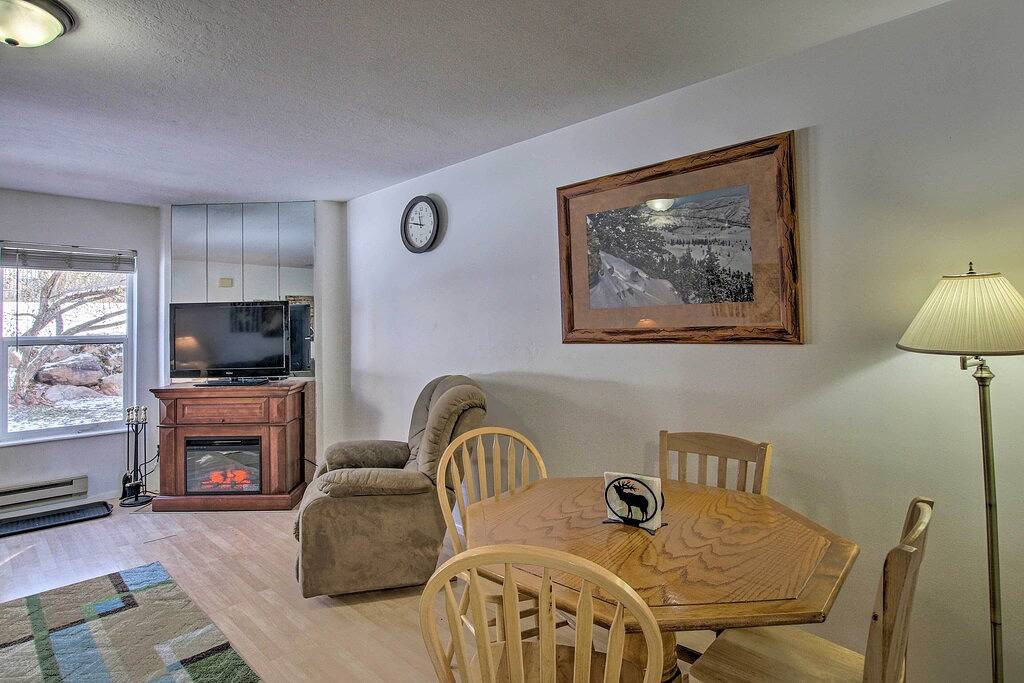 Ganze Wohnung, Neu! Wolf Lodge Ski Retreat - 17 Meilen zu 3 Resorts! in Eden (UT), Uinta Wasatch Cache National Forest