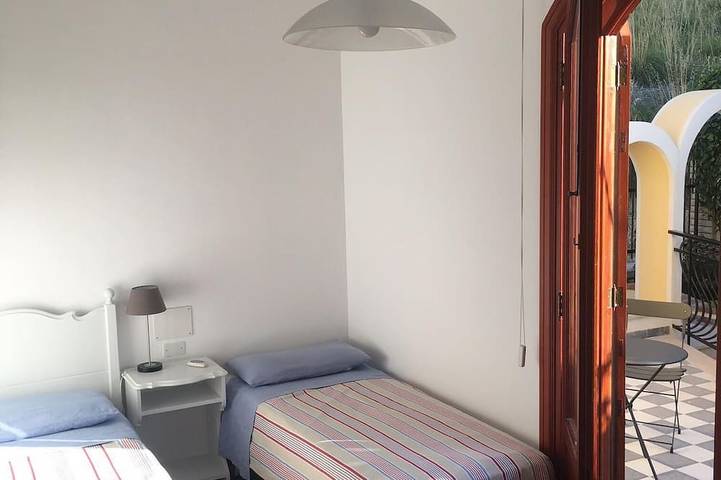 Location de vacances pour 6 personnes, avec jardin et balcon à Erice - 4